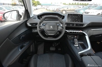 2017款标致5008 1.8T自动380THP精英版7座