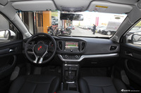 2018款荣威360 PLUS 1.5L自动尊享版