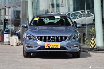 2018款沃尔沃S60L 2.0T自动T4智远进取版