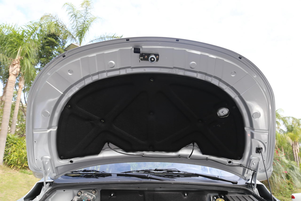 2017款启腾V60 1.5L手动舒适型