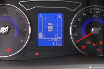 2018款风行F600L 2.0L手动舒适型