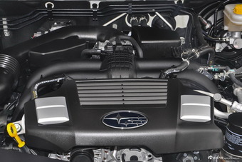 2017款傲虎 2.5L自动豪华导航版 EyeSight