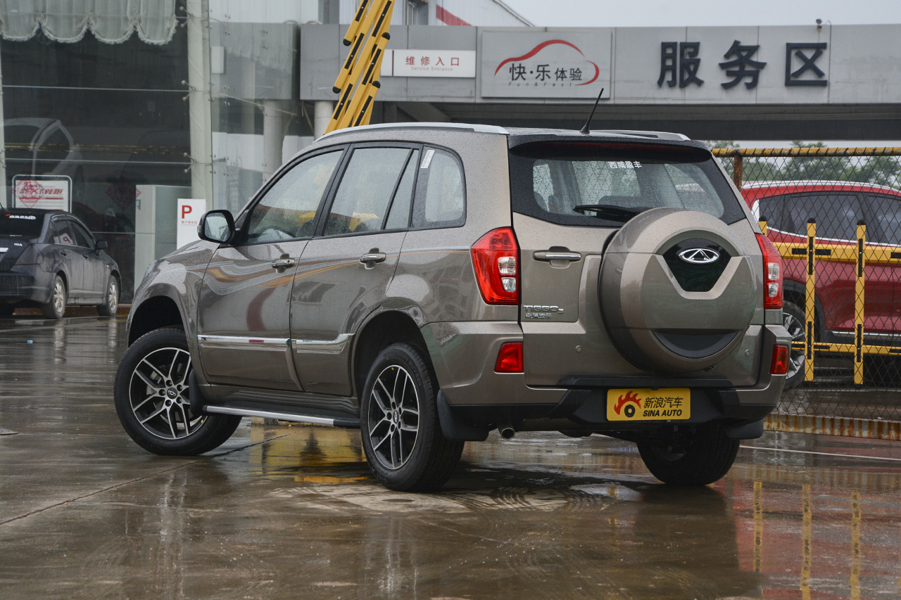 2018款瑞虎3 1.6L手动百万全球版