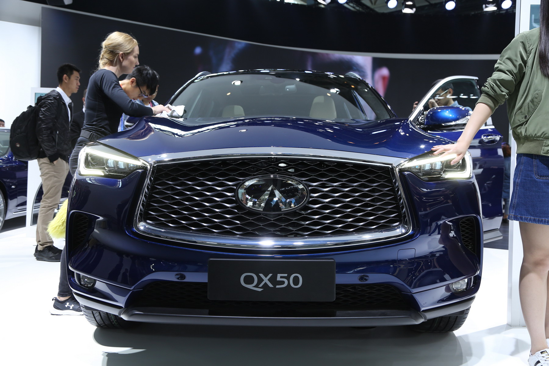英菲尼迪QX50