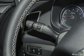 2017款现代ix25 1.6L自动智能型