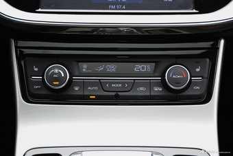 2017款吉利帝豪GL 1.3T自动旗舰型