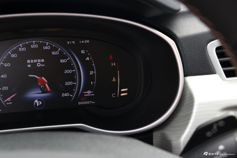 2018款吉利博越1.8TD自动智尊型4G互联版