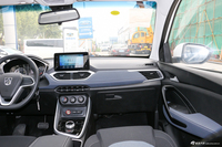 2018款宝骏530 1.8L自动精英型