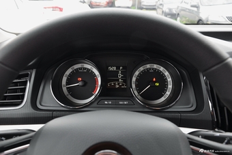 2018款柯米克1.5L自动标准版 