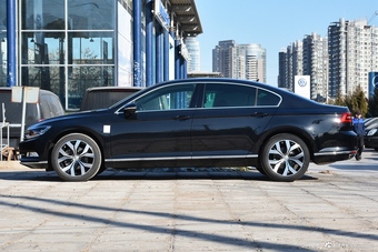 2019款迈腾2.0T自动330TSI DSG尊贵型