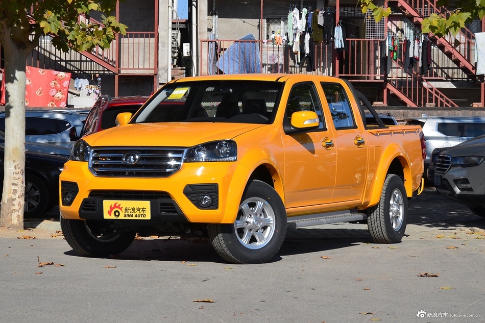 2017款风骏5 2.4L手动欧洲版汽油两驱精英型大双排4G69S4N