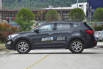 2015款全新胜达2.0T自动两驱智能型 5座