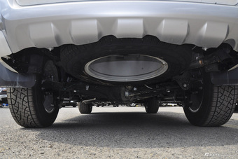 2016款撼路者2.2T手动四驱豪华版柴油