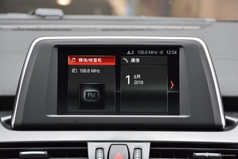 2018款宝马2系225i 2.0T自动尊享型M运动套装