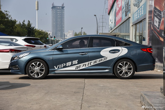 2015款索纳塔九 1.6T自动 DLX尊贵型