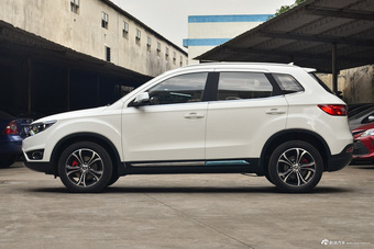 2017款森雅R7 1.6L 自动豪华型