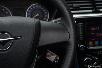 2018款海马S5青春版 1.6L手动豪华型