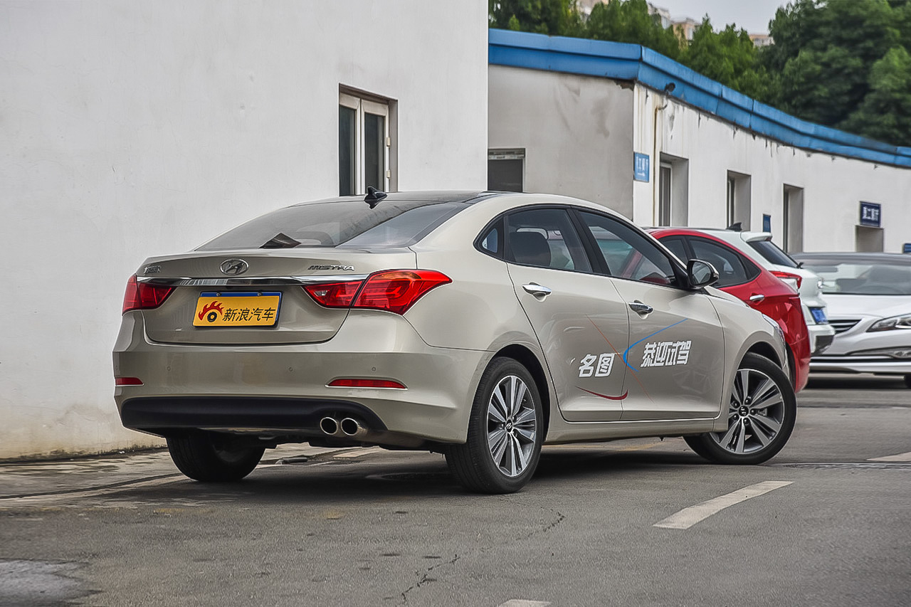 2016款名图1.8L自动DLX尊贵型