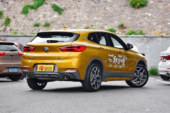 2018款宝马X2 2.0T sDrive 25i 豪华型M越野套装