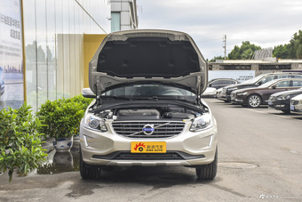 2017款沃尔沃XC60 2.0T自动T5 智进版
