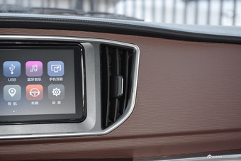 2018款菱智M5 1.6L手动7座豪华型