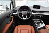 平行进口2017款奥迪Q7 3.0T 墨版