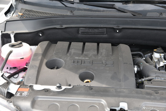 2017款森雅R7 1.6L 自动尊贵型