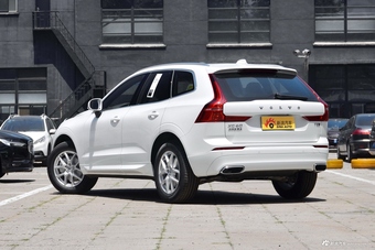 2019款沃尔沃XC60 2.0T自动四驱T5智逸版