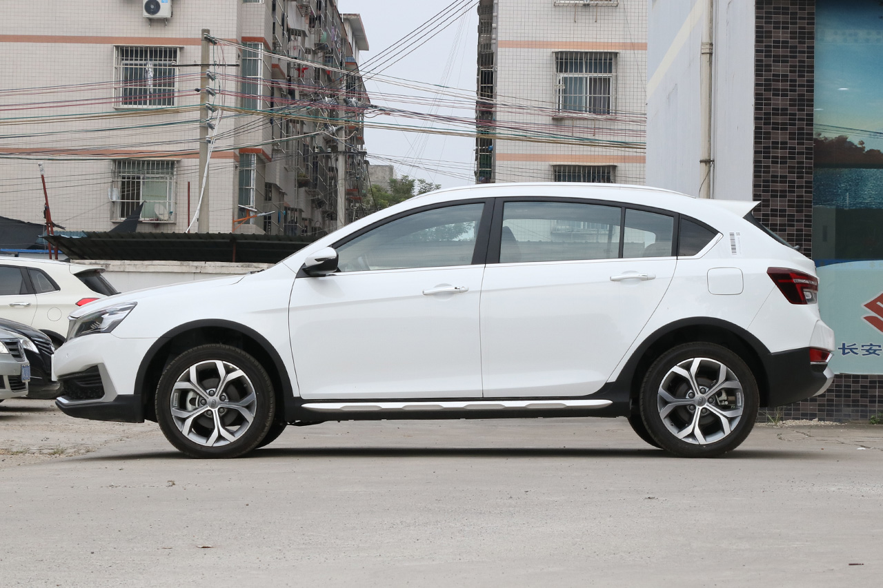 2018款吉利远景S1 1.4T自动锋驰型