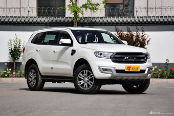 2017款撼路者2.0T自动四驱豪华版汽油5座