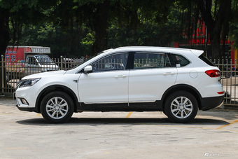 2017款幻速S6 1.5T自动尊享型