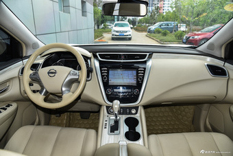 2015款楼兰 2.5L自动XV RES Plus两驱豪雅版图片