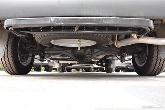 2017款特顺2.4L手动商务型短轴中顶11/12座4G69S4N