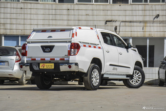 2015款雄师F22 1.9T手动四驱柴油豪华型