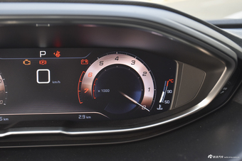 2017款标致5008 1.8T自动380THP无界版7座