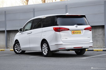 2017款GL8 2.0T自动 28T舒适型 白色