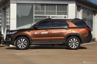 2017款长安CS95 2.0T自动四驱智驭版 