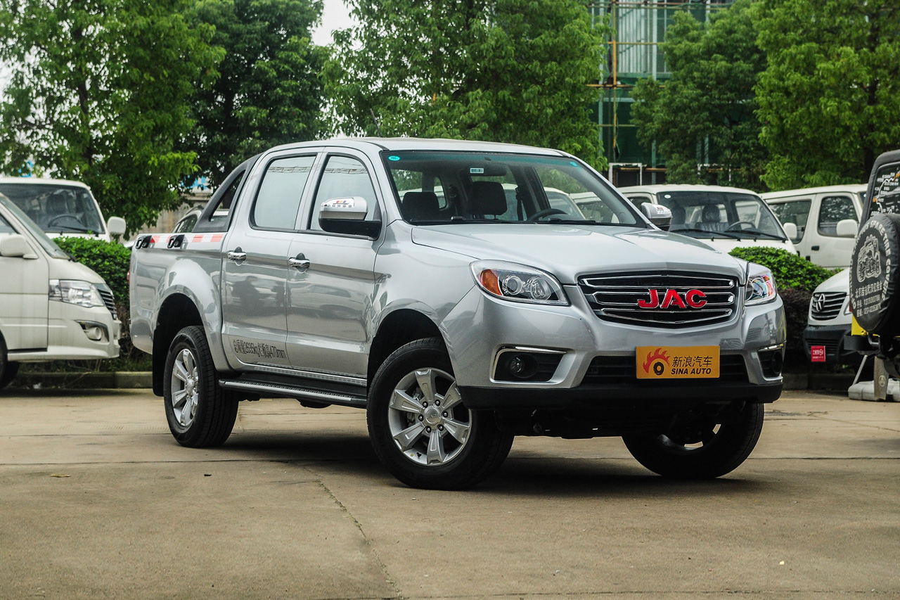 2016款 帅铃T6 2.0T柴油旗舰型D19TCID7