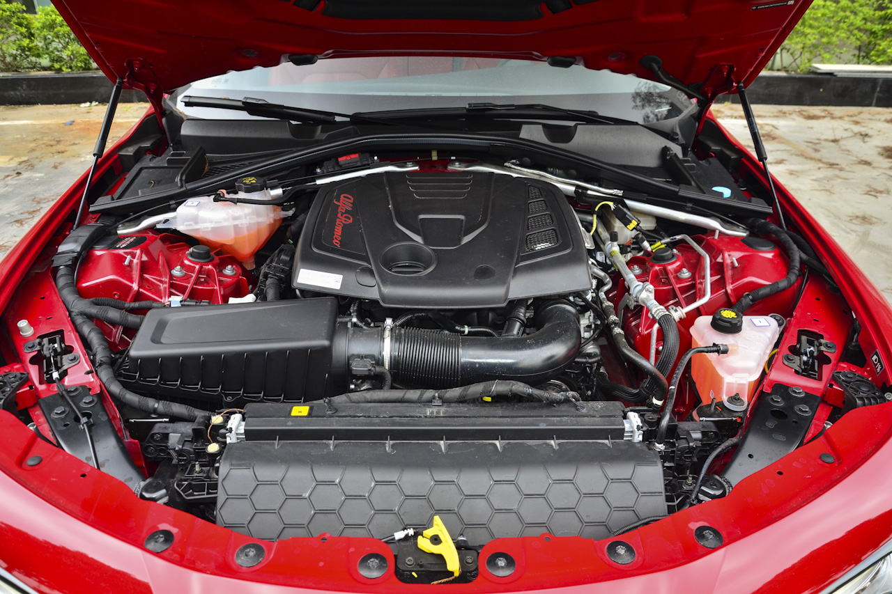 2017款Giulia 2.0T自动280HP豪华版