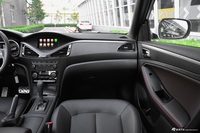 2018款奔腾B70 1.8T自动轿跑版互联智享型