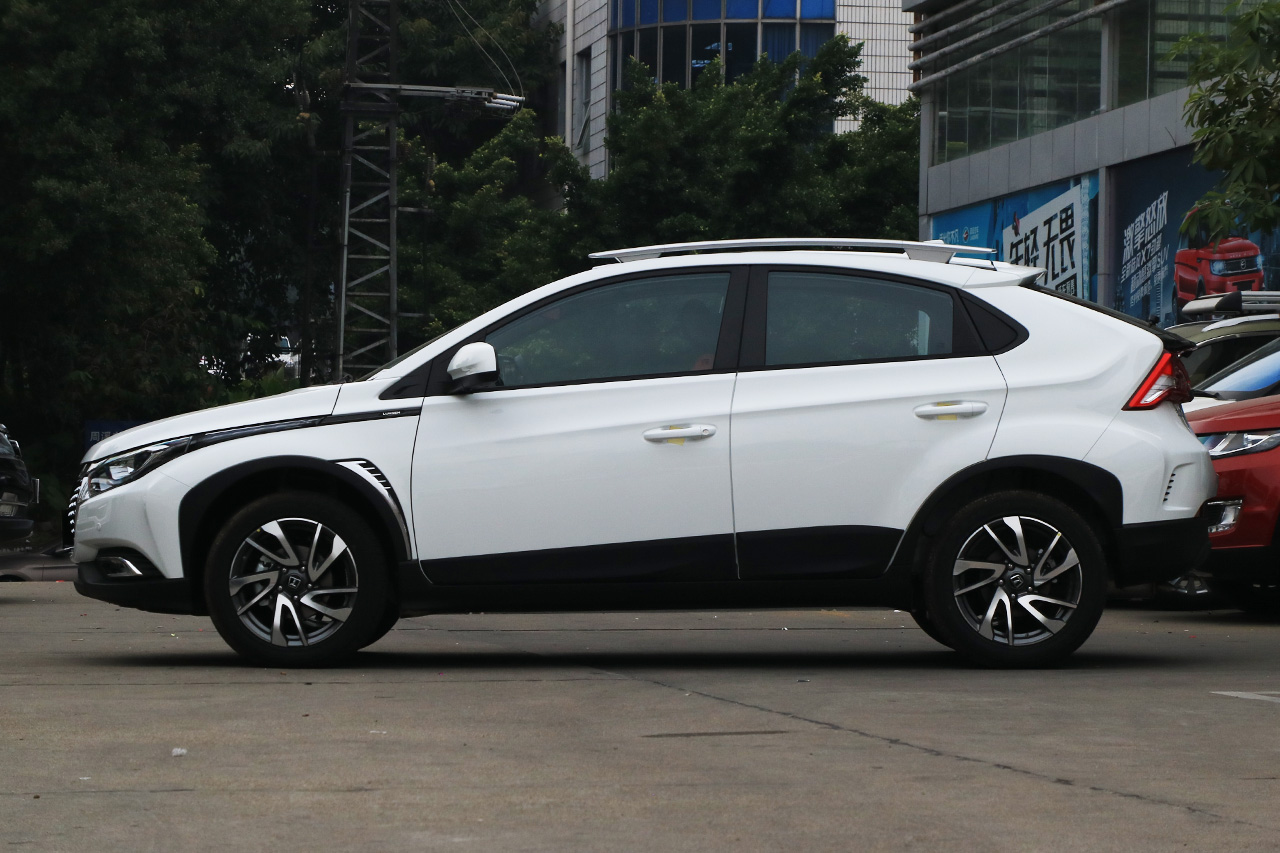 2017款纳智捷 U5 SUV 1.6L CVT爵士版