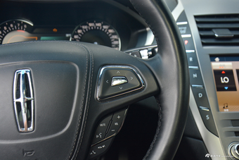 2018款林肯MKZ 2.0T自动尊耀版