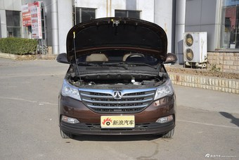 2017款北汽威旺 M50F 1.5L 手动豪华型 棕色