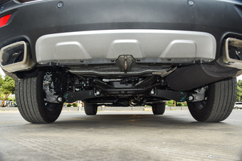 2016款东风风神AX7 2.0L自动智逸型 