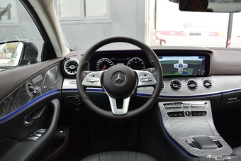 2018款奔驰CLS级2.0T自动300 豪华型