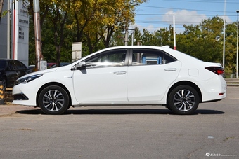 2017款卡罗拉改款双擎1.8L自动E-CVT领先版