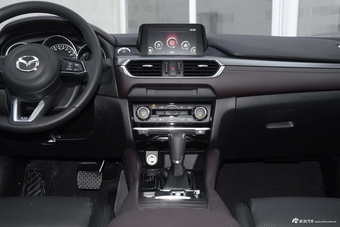 2018款阿特兹2.5L自动蓝天运动版