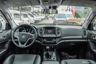 2016款萨瓦纳2.8T手动四驱柴油尊享版5座图片