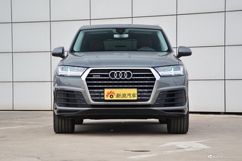 2016款奥迪Q7 2.0T自动40TFSI S-Line运动型