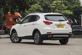 2015款传祺GS5 Super 1.8T自动四驱尊贵版